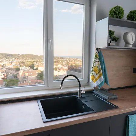Skyview Apartment Varna